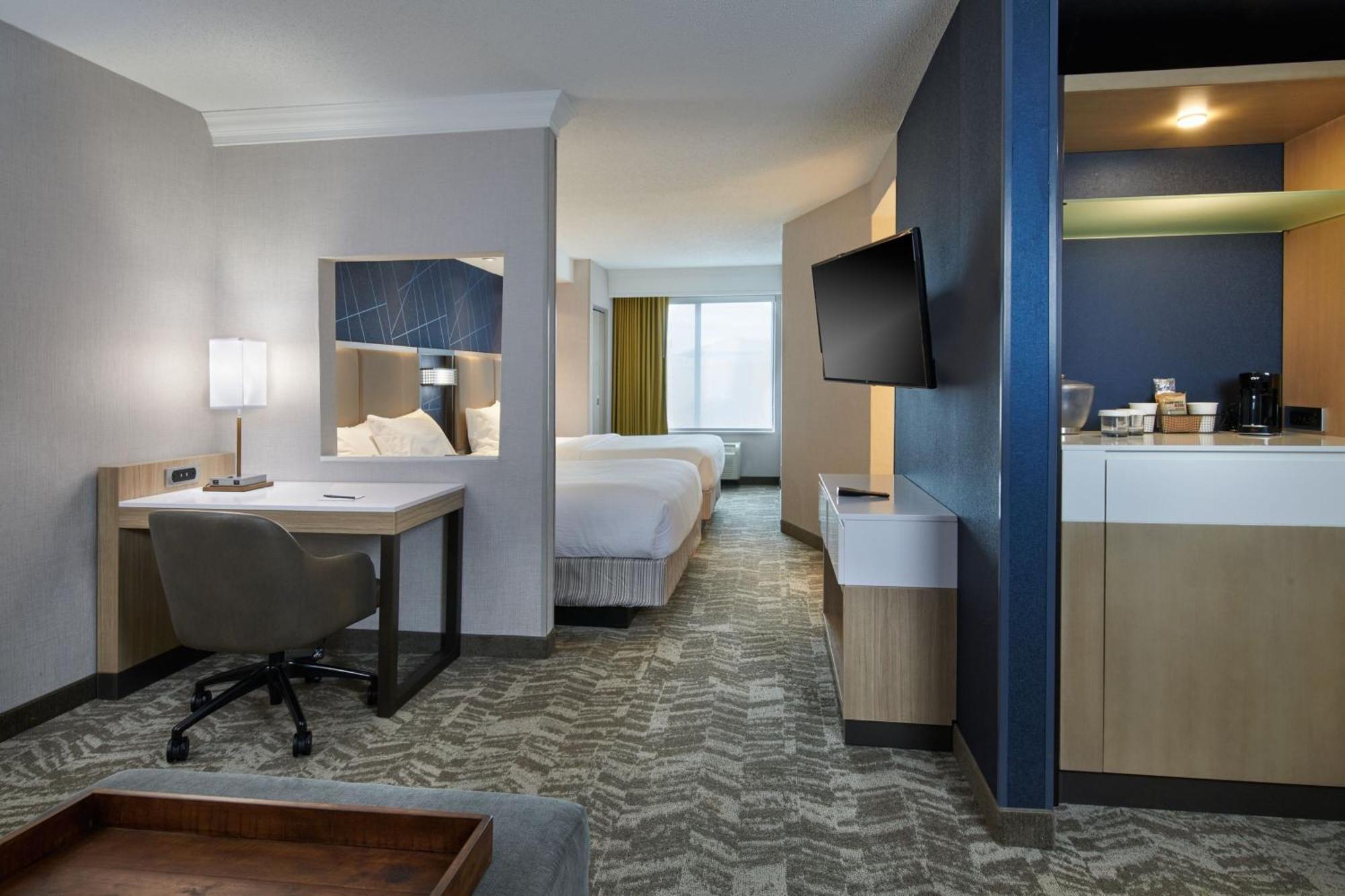Springhill Suites Detroit Саутфилд Екстериор снимка
