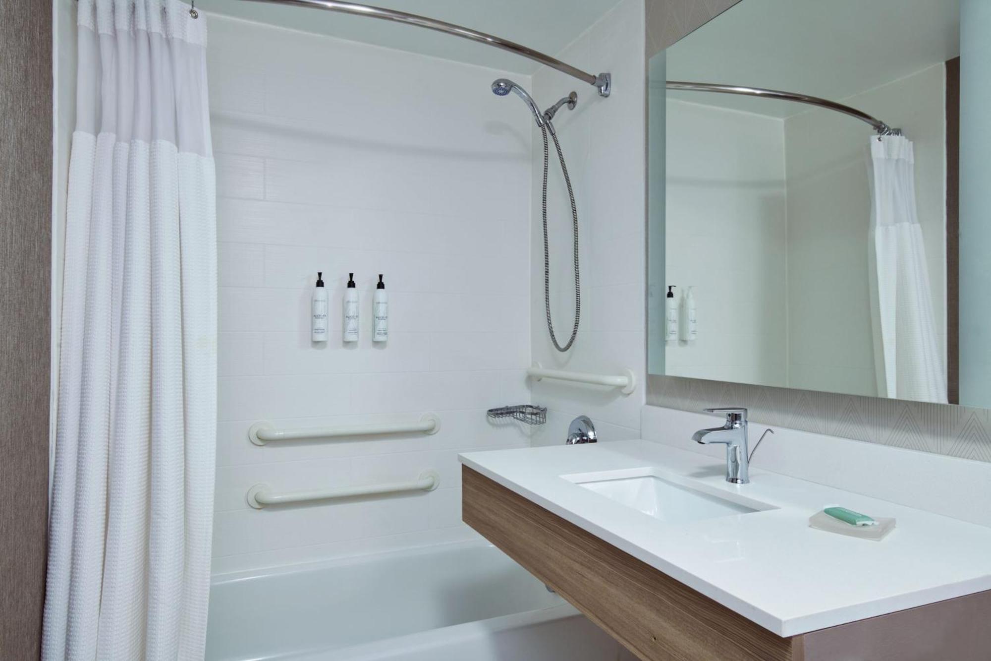 Springhill Suites Detroit Саутфилд Екстериор снимка