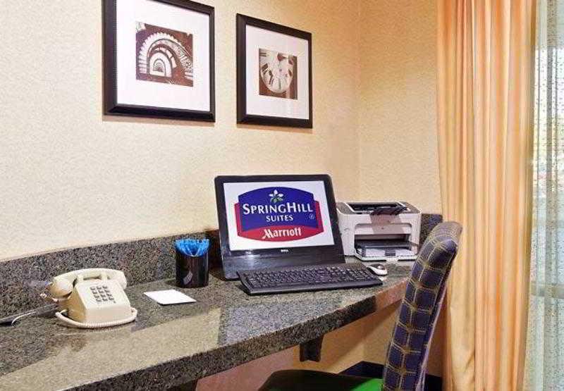 Springhill Suites Detroit Саутфилд Съоръжения снимка